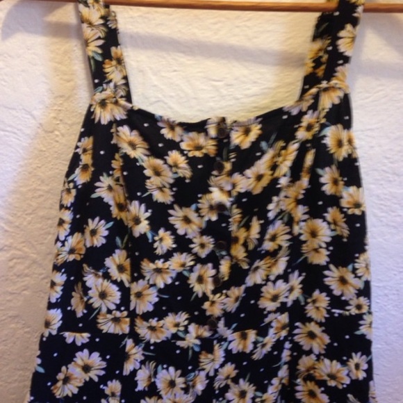 Sunflower romper - Picture 2 of 3